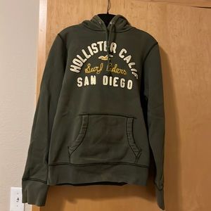 Men’s Green Hollister Hooded Sweatshirt - size medium